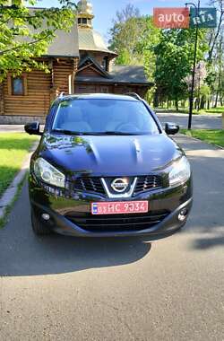 Позашляховик / Кросовер Nissan Qashqai 2012 в 