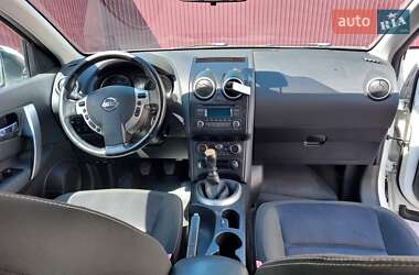 Позашляховик / Кросовер Nissan Qashqai 2013 в 