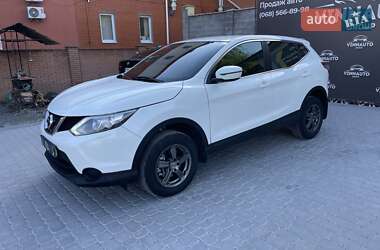 Позашляховик / Кросовер Nissan Qashqai 2015 в 