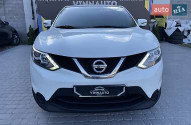 Позашляховик / Кросовер Nissan Qashqai 2015 в 