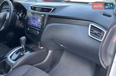 Позашляховик / Кросовер Nissan Qashqai 2015 в 