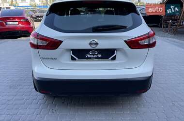 Позашляховик / Кросовер Nissan Qashqai 2015 в 