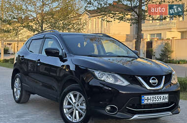 Позашляховик / Кросовер Nissan Qashqai 2015 в 