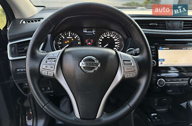 Позашляховик / Кросовер Nissan Qashqai 2015 в 