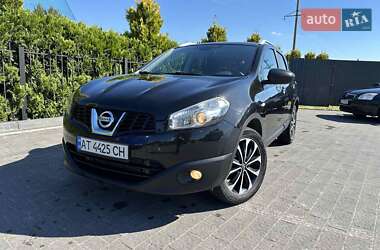 Внедорожник / Кроссовер Nissan Qashqai 2011 в 