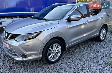 Позашляховик / Кросовер Nissan Qashqai 2014 в 