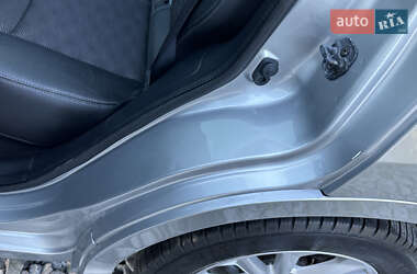 Позашляховик / Кросовер Nissan Qashqai 2014 в 