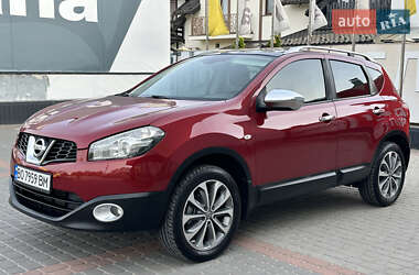 Внедорожник / Кроссовер Nissan Qashqai 2010 в 