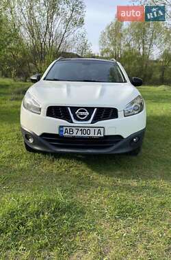 Позашляховик / Кросовер Nissan Qashqai 2010 в 