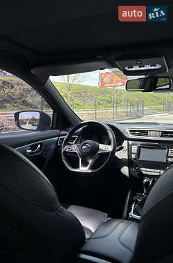 Позашляховик / Кросовер Nissan Qashqai 2020 в 
