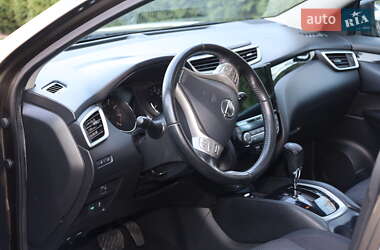 Внедорожник / Кроссовер Nissan Qashqai 2016 в 