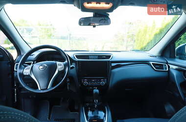 Внедорожник / Кроссовер Nissan Qashqai 2016 в 