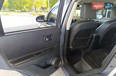 Внедорожник / Кроссовер Nissan Qashqai 2007 в 