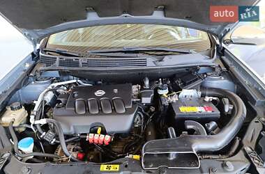 Внедорожник / Кроссовер Nissan Qashqai 2007 в 