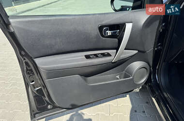 Внедорожник / Кроссовер Nissan Qashqai 2011 в 