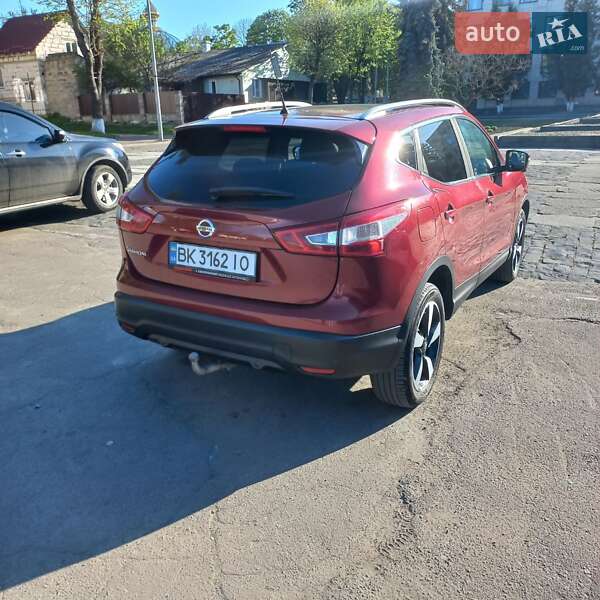 Внедорожник / Кроссовер Nissan Qashqai 2016 в Ровно