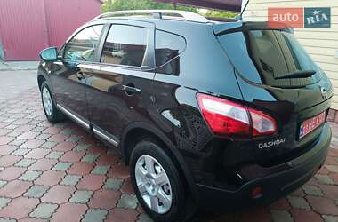 Позашляховик / Кросовер Nissan Qashqai 2011 в 