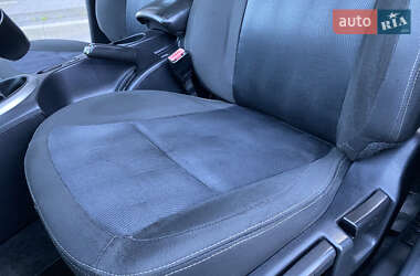 Внедорожник / Кроссовер Nissan Qashqai 2012 в 