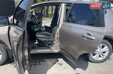 Позашляховик / Кросовер Nissan Qashqai 2014 в 