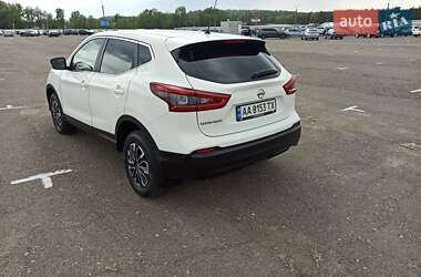 Внедорожник / Кроссовер Nissan Qashqai 2018 в 