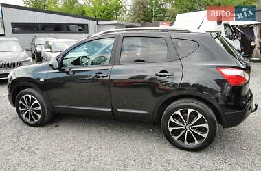 Позашляховик / Кросовер Nissan Qashqai 2012 в 