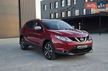 Внедорожник / Кроссовер Nissan Qashqai 2016 в 
