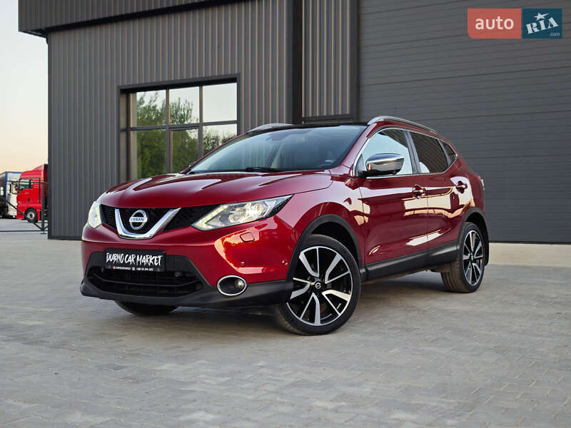 Позашляховик / Кросовер Nissan Qashqai 2016 в Дубні