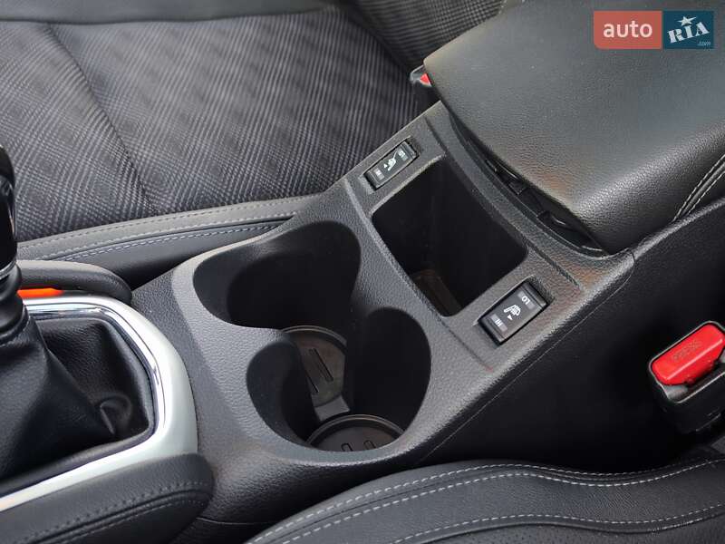 Позашляховик / Кросовер Nissan Qashqai 2016 в Дубні