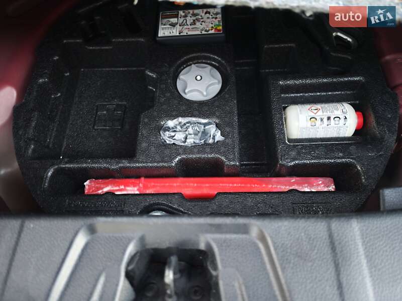 Позашляховик / Кросовер Nissan Qashqai 2016 в Дубні