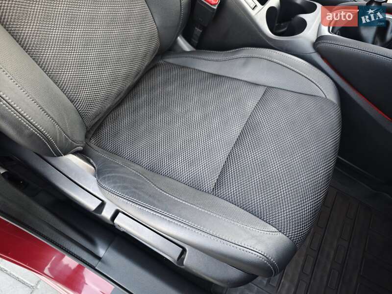 Позашляховик / Кросовер Nissan Qashqai 2016 в Дубні