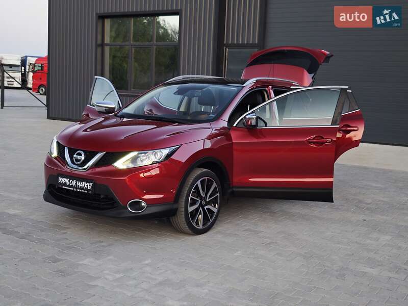 Позашляховик / Кросовер Nissan Qashqai 2016 в Дубні
