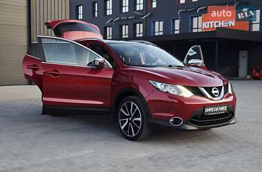 Внедорожник / Кроссовер Nissan Qashqai 2016 в 