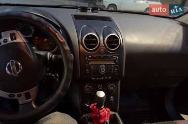 Внедорожник / Кроссовер Nissan Qashqai 2008 в 