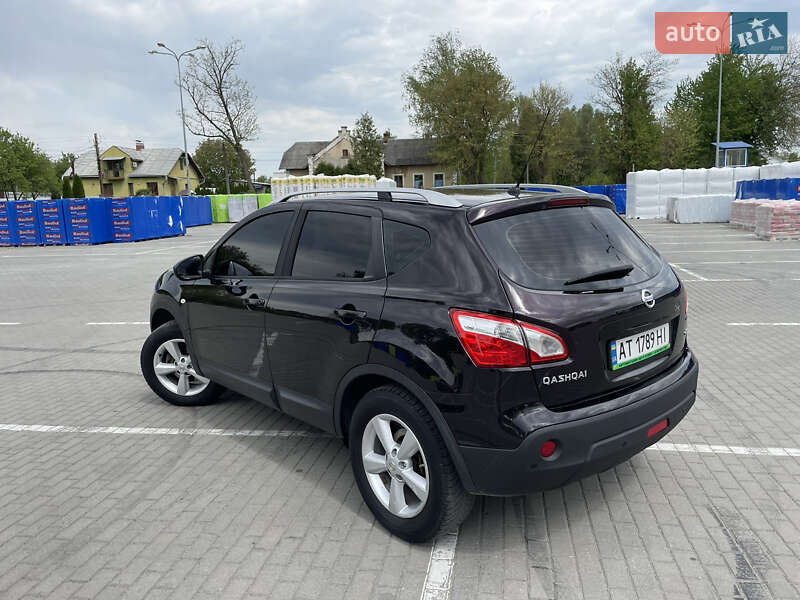 Позашляховик / Кросовер Nissan Qashqai 2010 в Коломиї
