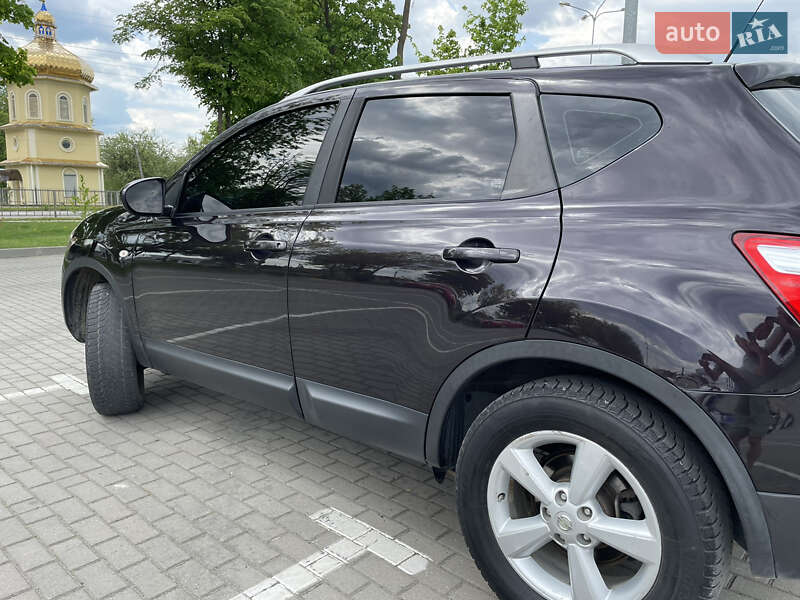 Позашляховик / Кросовер Nissan Qashqai 2010 в Коломиї