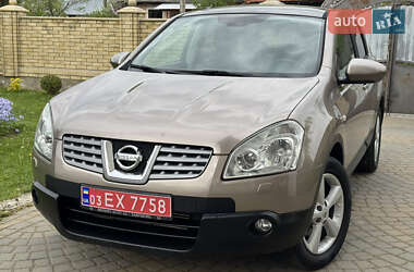 Позашляховик / Кросовер Nissan Qashqai 2010 в 
