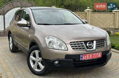 Позашляховик / Кросовер Nissan Qashqai 2010 в 