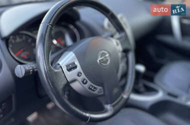 Позашляховик / Кросовер Nissan Qashqai 2010 в 