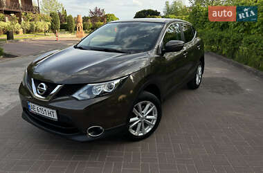 Внедорожник / Кроссовер Nissan Qashqai 2015 в Днепре