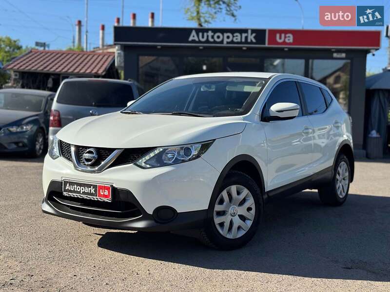 Внедорожник / Кроссовер Nissan Qashqai 2017 в 