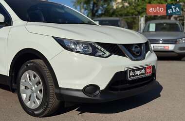 Внедорожник / Кроссовер Nissan Qashqai 2017 в 
