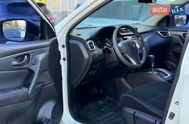 Внедорожник / Кроссовер Nissan Qashqai 2017 в 