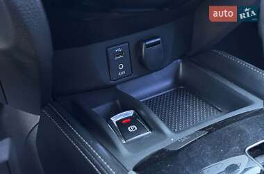Внедорожник / Кроссовер Nissan Qashqai 2017 в 