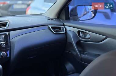 Внедорожник / Кроссовер Nissan Qashqai 2017 в 