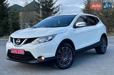 Внедорожник / Кроссовер Nissan Qashqai 2015 в Львове