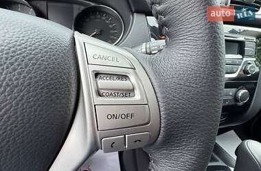 Позашляховик / Кросовер Nissan Qashqai 2014 в 