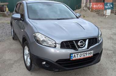 Внедорожник / Кроссовер Nissan Qashqai 2010 в 