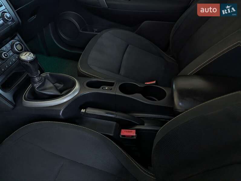Позашляховик / Кросовер Nissan Qashqai 2010 в Івано-Франківську