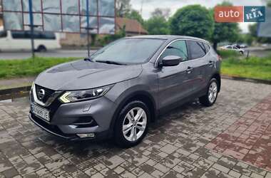 Позашляховик / Кросовер Nissan Qashqai 2018 в 