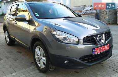 Позашляховик / Кросовер Nissan Qashqai 2011 в 